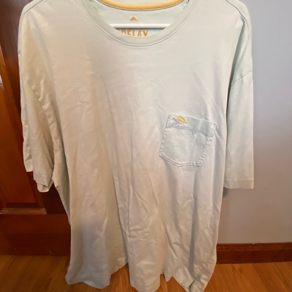 Mens Tommy Bahama size XXL tshirt